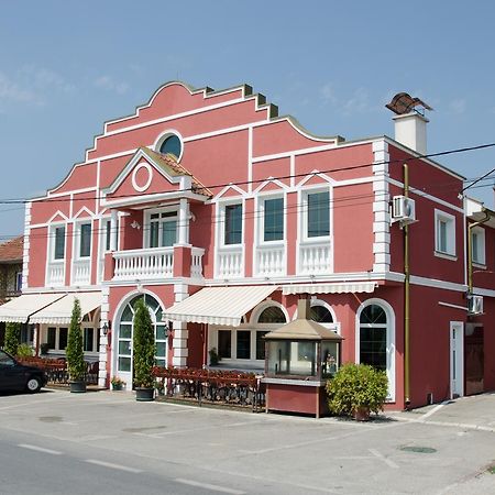 Hotel Drumski Raj Svilajnac Ngoại thất bức ảnh