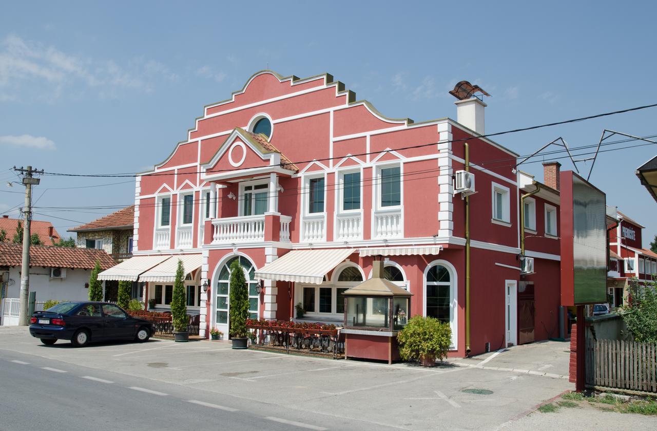 Hotel Drumski Raj Svilajnac Ngoại thất bức ảnh