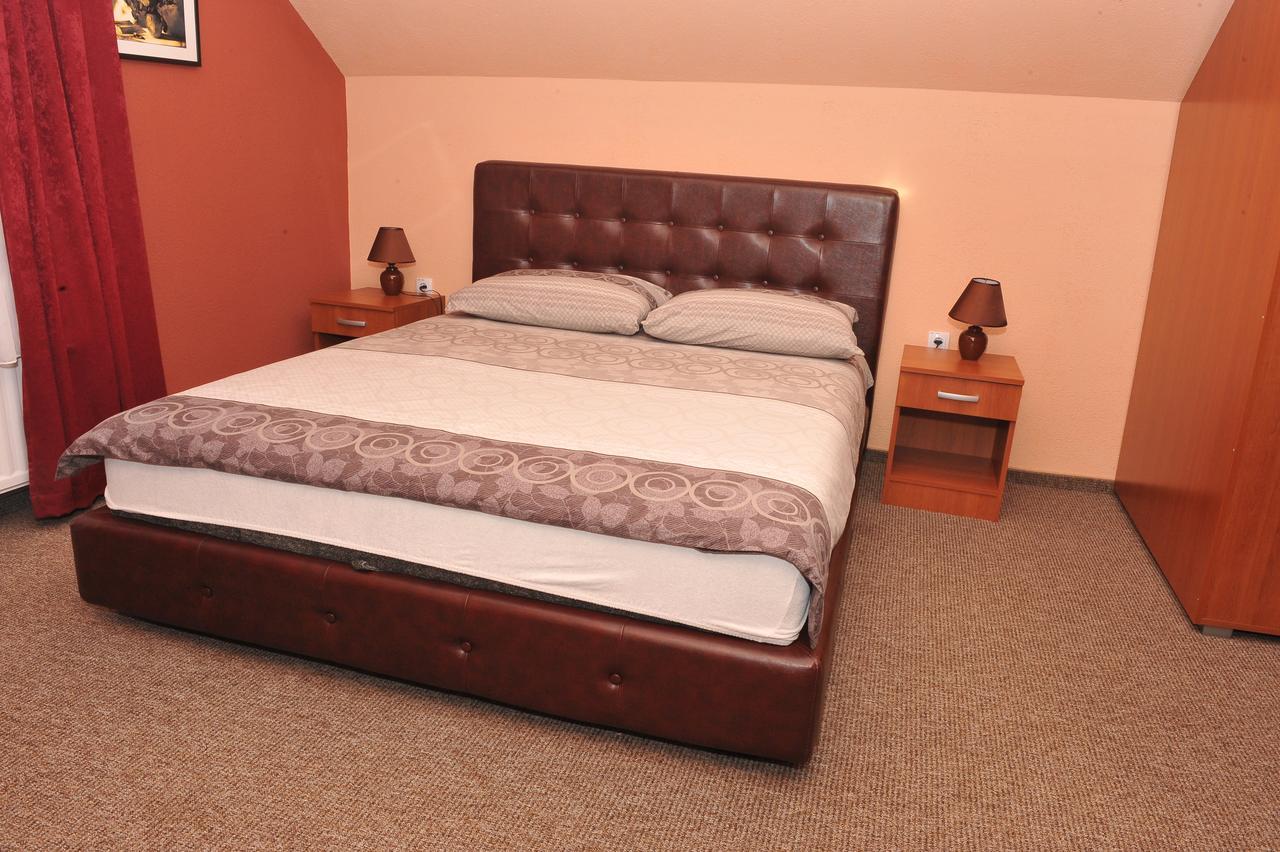 Hotel Drumski Raj Svilajnac Ngoại thất bức ảnh