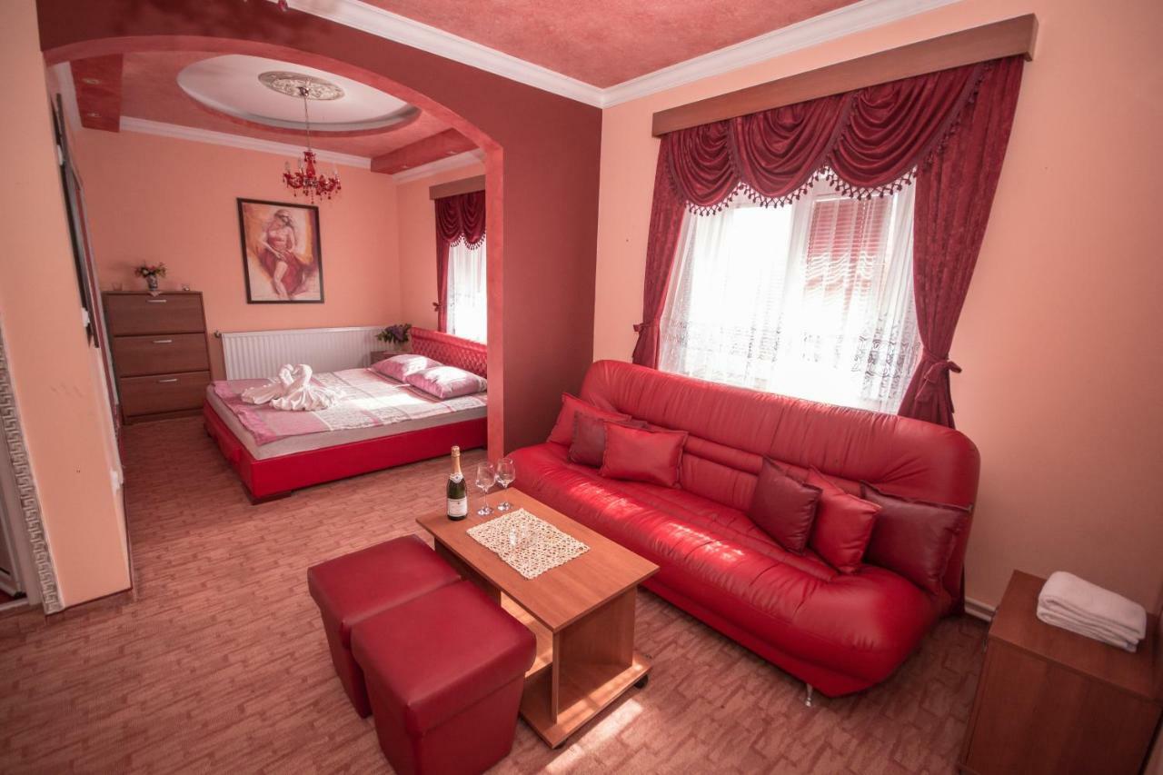 Hotel Drumski Raj Svilajnac Ngoại thất bức ảnh