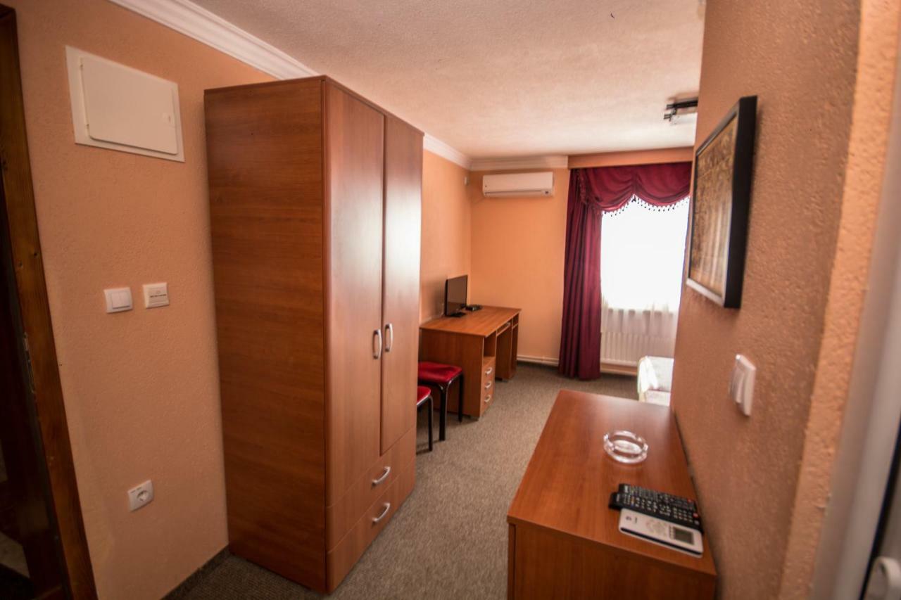 Hotel Drumski Raj Svilajnac Ngoại thất bức ảnh