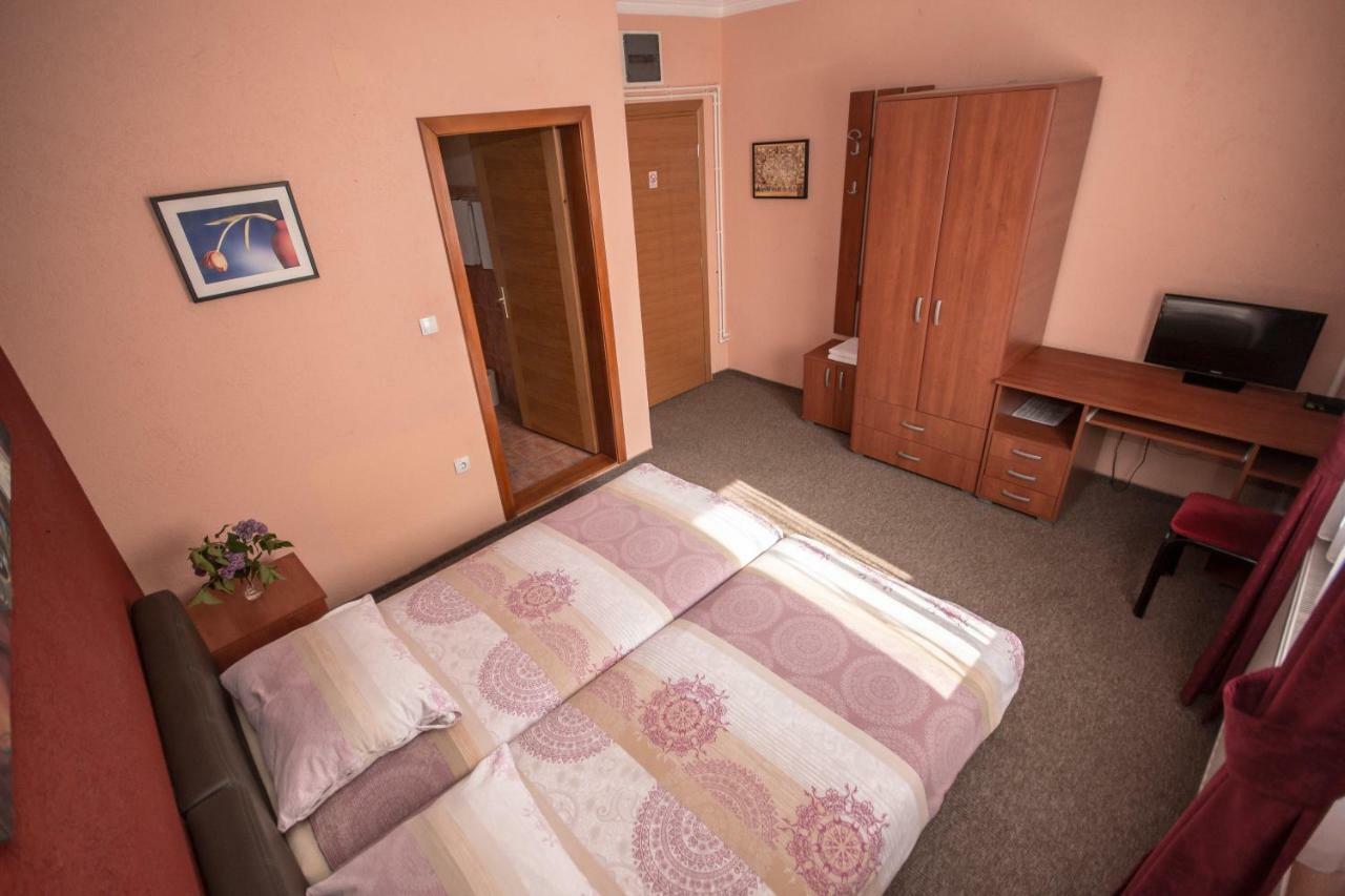 Hotel Drumski Raj Svilajnac Ngoại thất bức ảnh