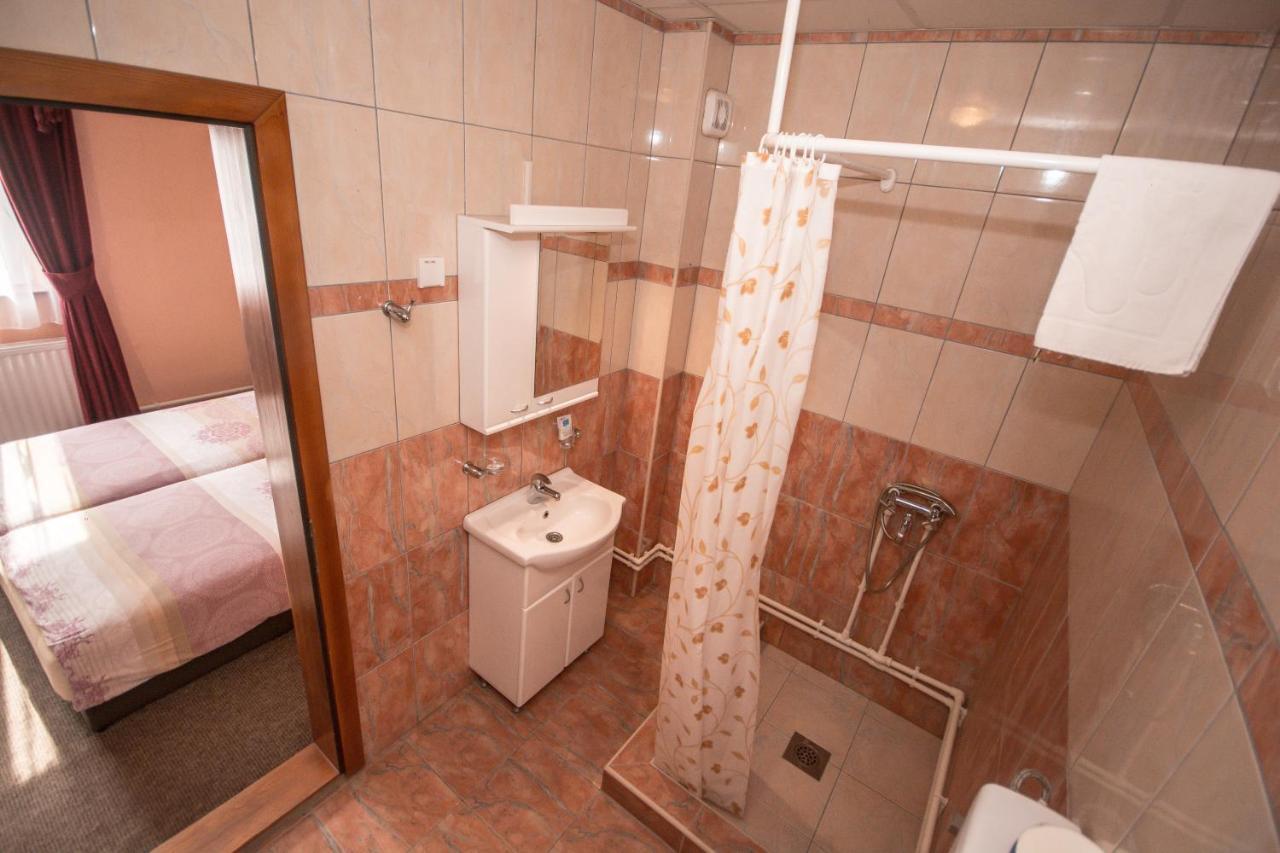 Hotel Drumski Raj Svilajnac Ngoại thất bức ảnh